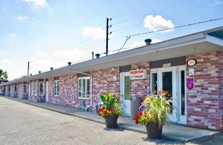 Motel Invitation Sainte-Marie Bagian luar foto